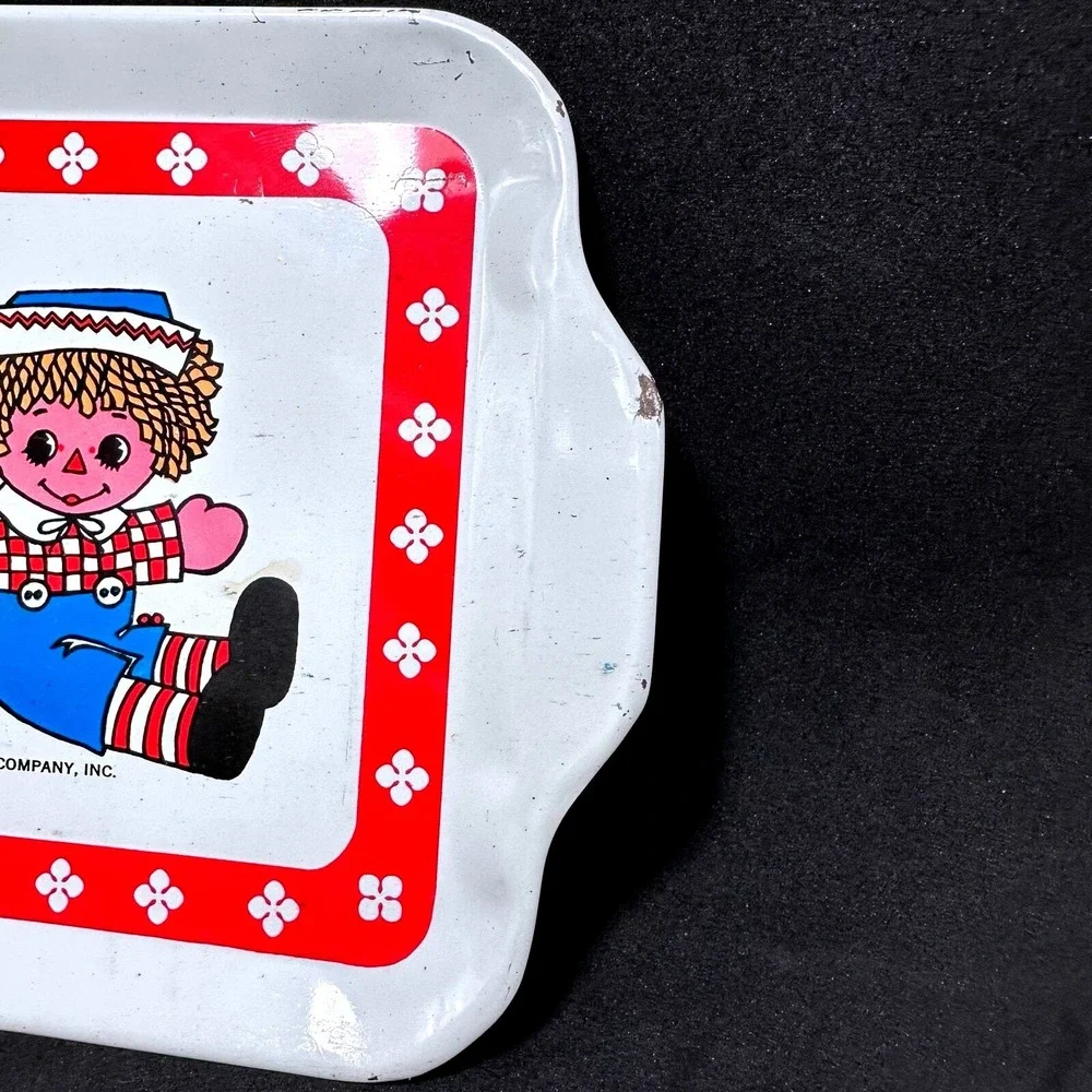 Vintage Raggedy Ann and Andy Tin Tray 1972 Cheinco Nostalgic Decor‎